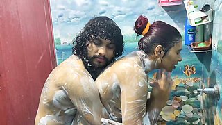 Tub romance with mitt-job ans dick caress on butt