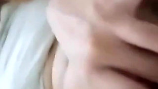 Pinay Fingering Her Self to Make Satisfied