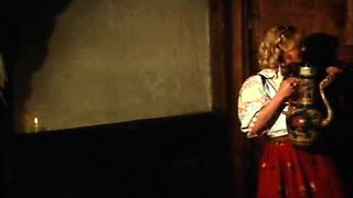 Stud licks his gfs hot hairy pussy in a vintage movie
