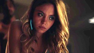 Sydney Sweeney Comp Huge-wood