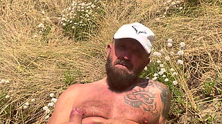 Hugot 93 mulch on the beach