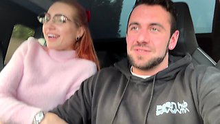 Amateur hands free close up blowjob