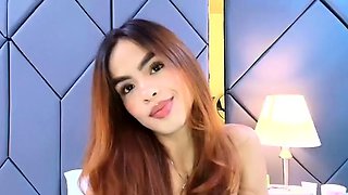 Solo webcam tranny masturbation