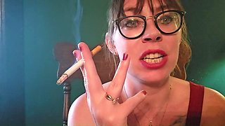 A Smokers Dirty Nicotine Mouth