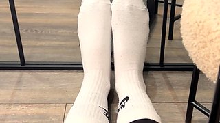 Maitresse Madelines solo foot fetish POV