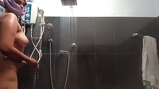 When I Have Free Time I'm with My Pussy with Big Boobs