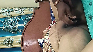 Desi Beautiful Stepmom Pussy Shaving with Stepson