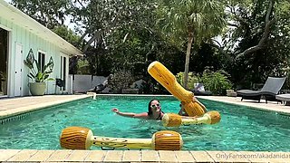 Brunettes lesbian pussy masturbation time