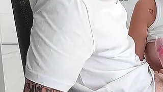 Step Sister Found a Condom at Her Parents' and Fucked Her Step Brother!