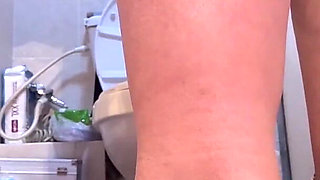 BBW in Fur Coat and Gold Heels: Brazilian Goddess Breaks New Toilet with Gassy Egg Plops