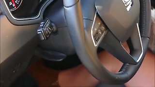 Pedal Pumping Outdoor Flashing & Finger Fucking