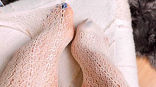 Watch this sexy fetish hoe anally toy and fist in solo