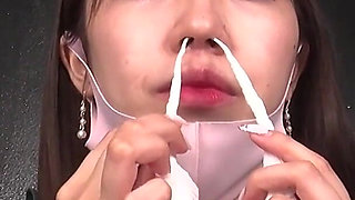 Rurika Misato’s Sneezes Cover Two Masks with Saliva and Mucus. 鼻水