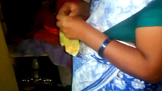 tamil desi house wife aunty saree changing village house