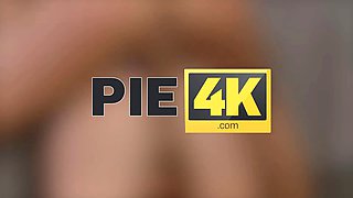 Pie4k. zombies licked their neighbors