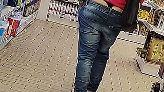 Crazy Rebeca Addams in Jeans Buttcrack at the Supermarket