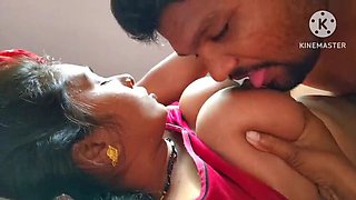 Indian Bhabhi Big Boobs Sucking - Desi Aunty Outdoor Sex with Young Boy Hindi Movie