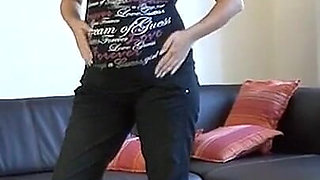 Preggo Brunette Babe Lady Ves Squeezes Her Nipples And Spreads Her Pussy Wide Apart