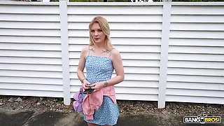 BANGBROS - Candi Lane Enjoys Every Moment In The Bang Bus And Smiles As She Gets A Messy Facial