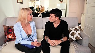 Mature amateur wife full blowjob with cumshot in mouth