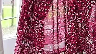 Aunty Sandra Summer Strip Vgq52