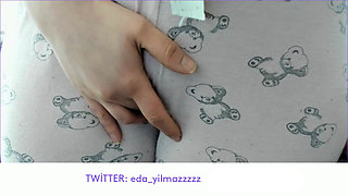 CAMELTOE- MASTURBATE WITH PAJAMA- RUBBING PUSSY WITH PAJAMA