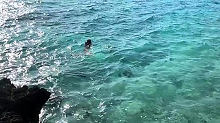 Monika Fox Stopped A Tour Bus To Swim Naked In The Caribbean