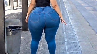 Big ass waiting for the bus
