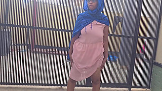 The Arabian Stepmother Squirting Outside