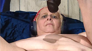 It's Her First Time Squirting Want to See Her Reaction? Looks Like Satisfaction