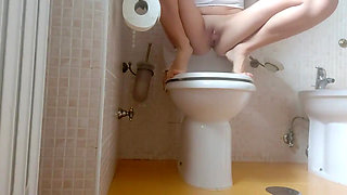 You Want to Go Back to My Bathroom, Don't You? Chantal Channel Will Make You Hear Her Pee and Farts