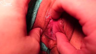 DEEP INWARDS SIGHT of Cream-colored Humid POON - CLOSE UP CUNNY HAVE FUN