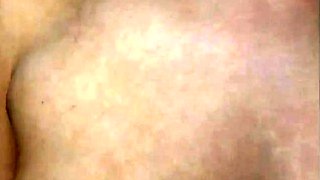 Nerdy amateur british teen babe masturbates